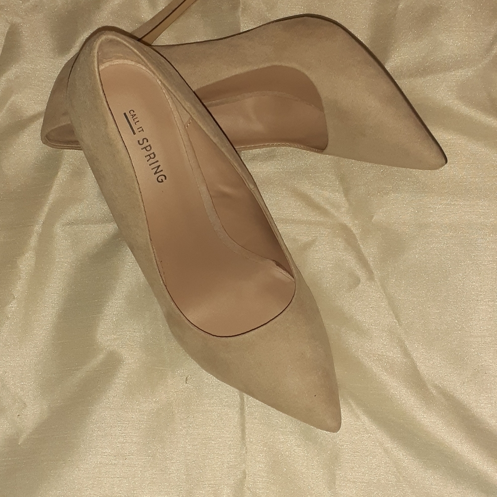 Womens Pumps